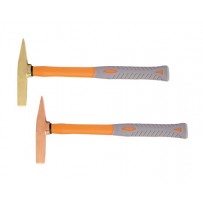 Hammer, Scaling with Heavy Duty Handle Integrated with Rubber Grip 